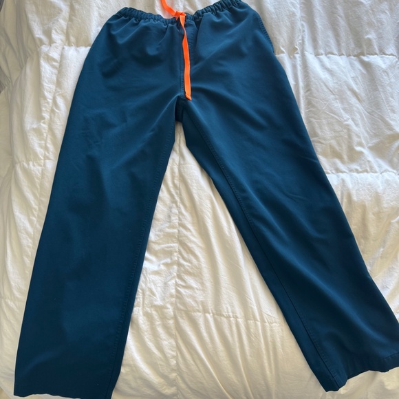 Men’s Figs Small / Medium Scrub Set - Deep Reef / Teal / Blue Green - Picture 2 of 5